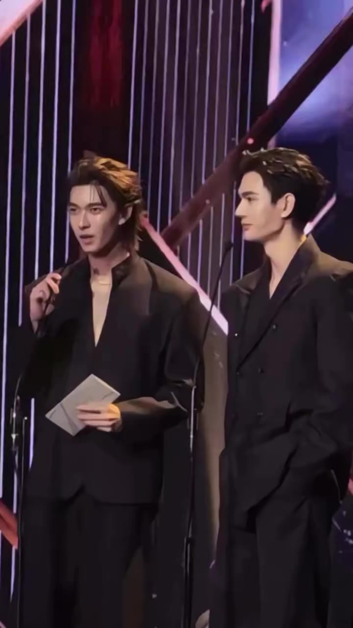 @Boy Love 💋