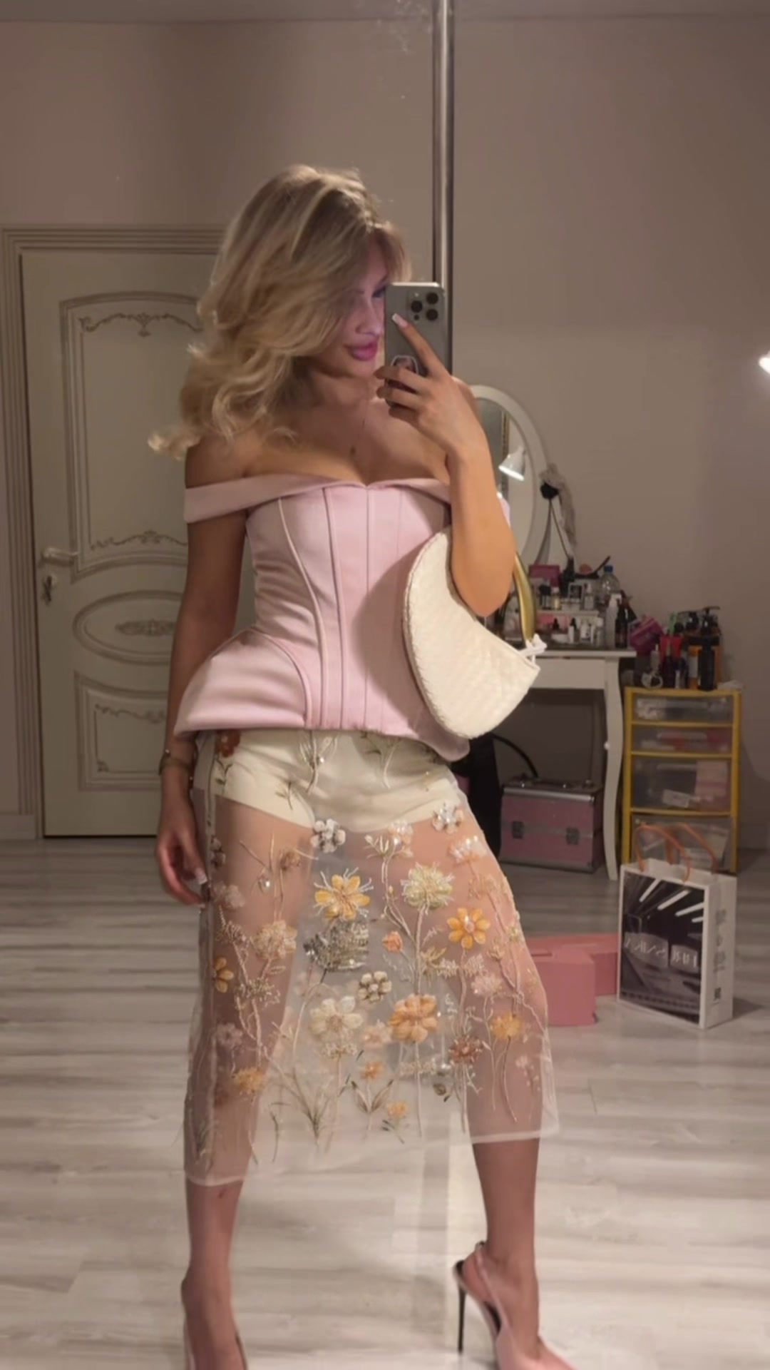 @кри$тина