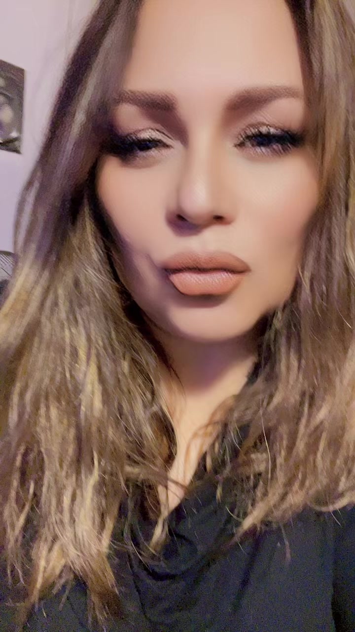 @Ana