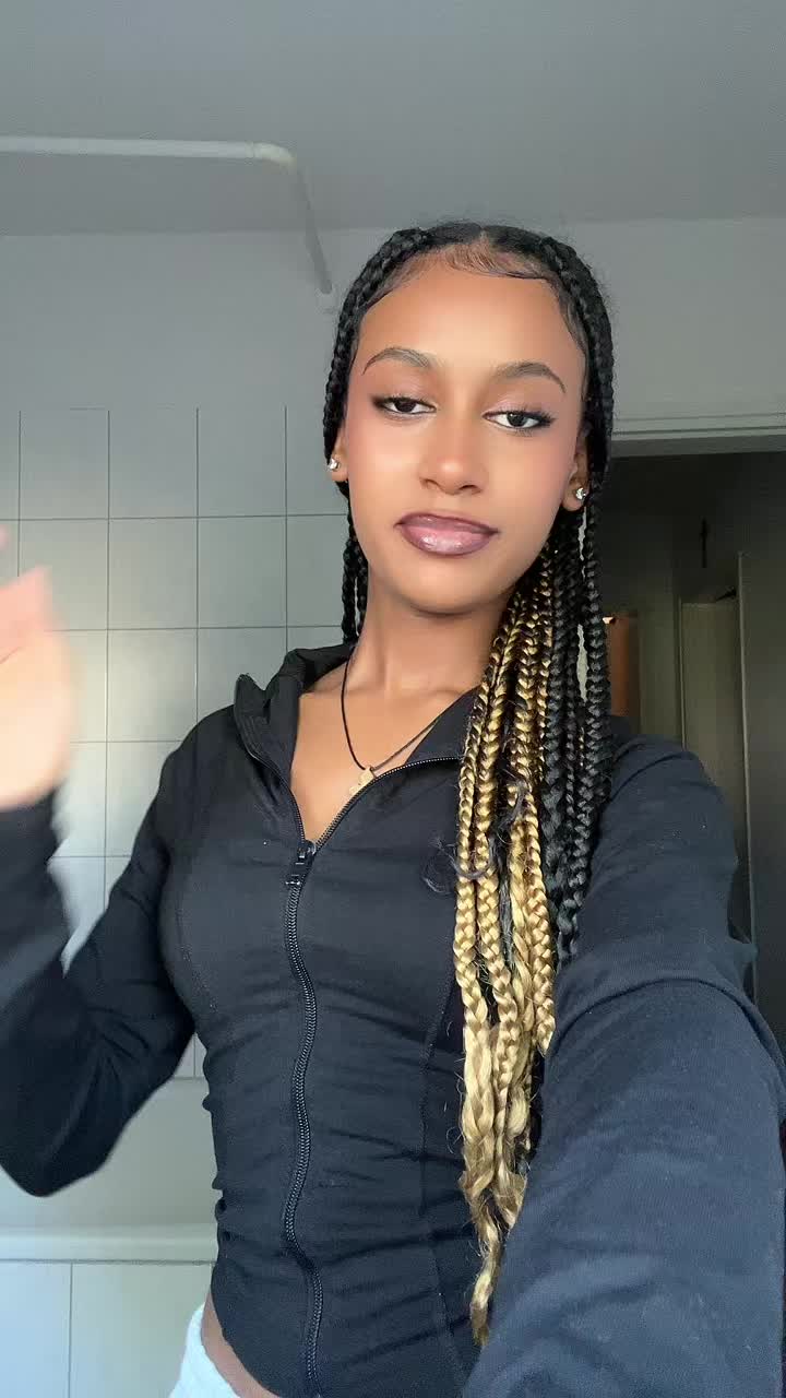 @Bita🕸️