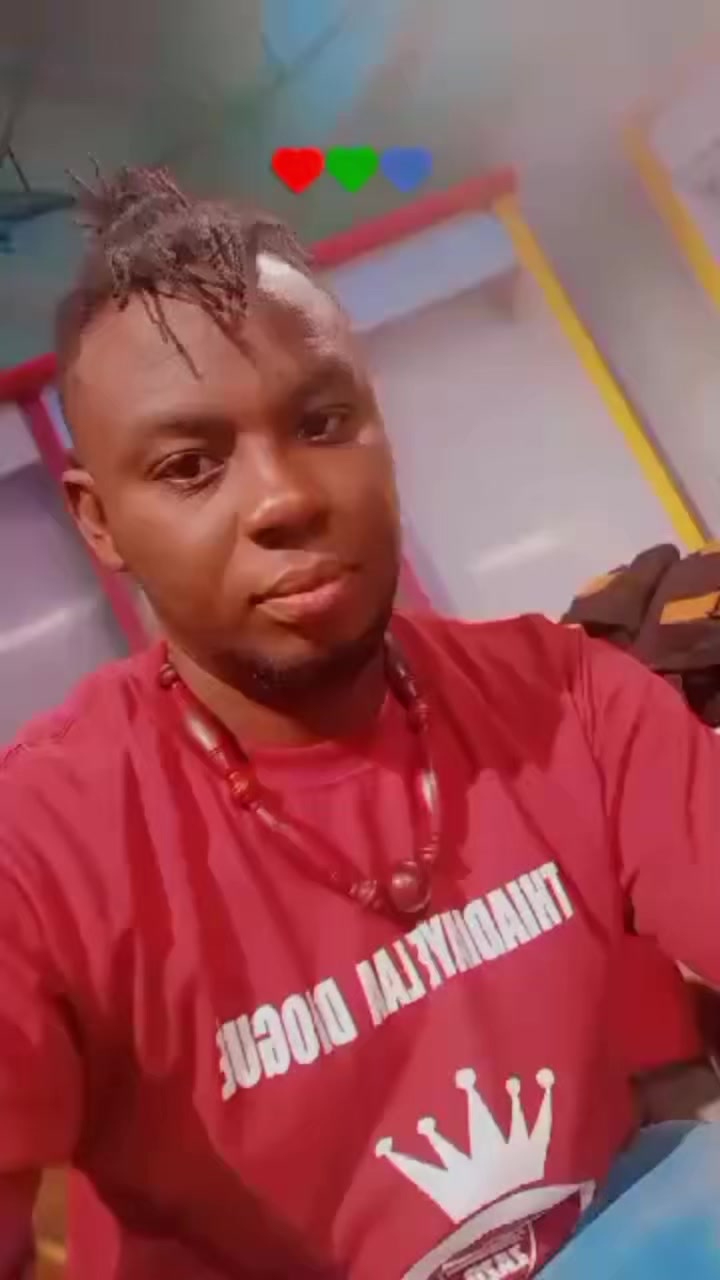 @Zazo l’artiste ♈️🧠🇸🇳🇩🇪