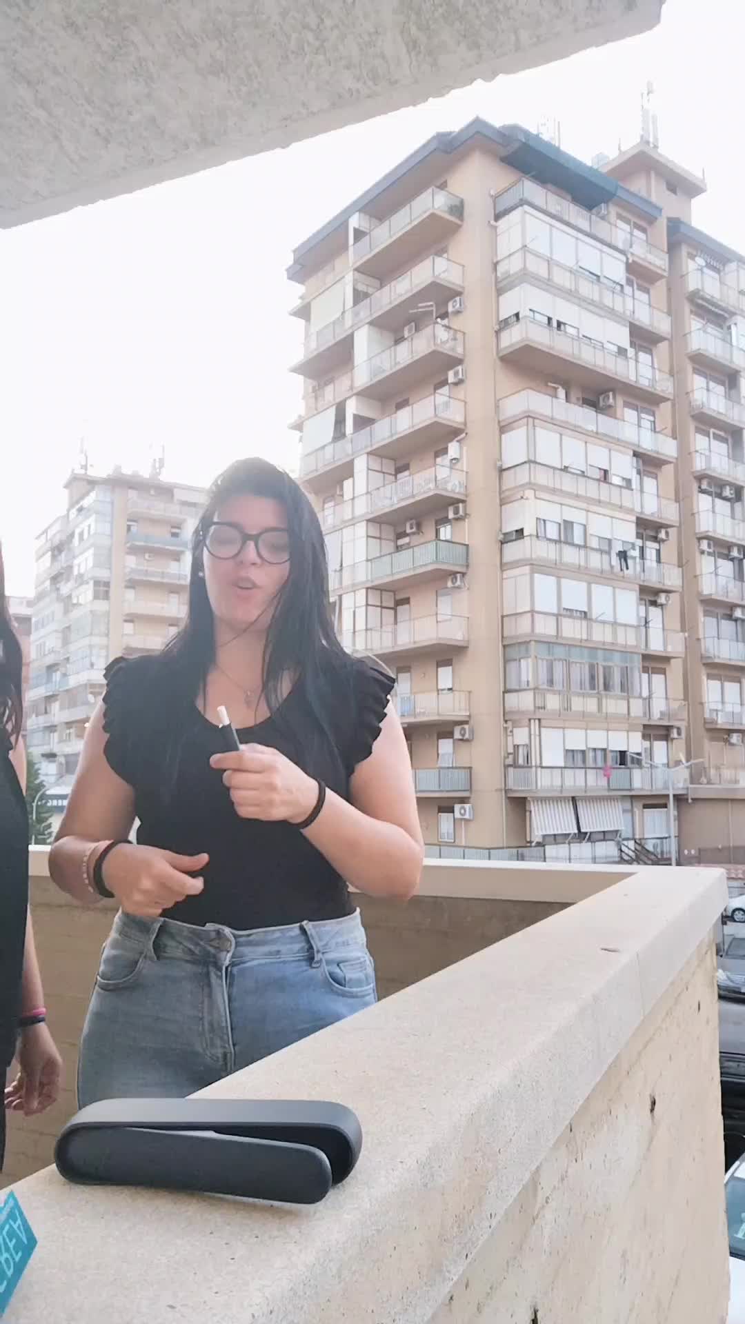 @D.F