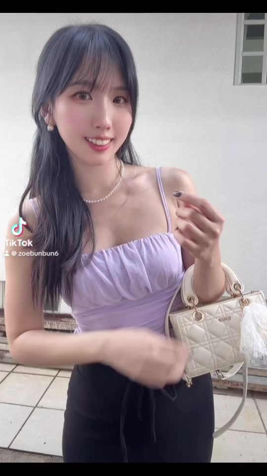 @Zoebunbun