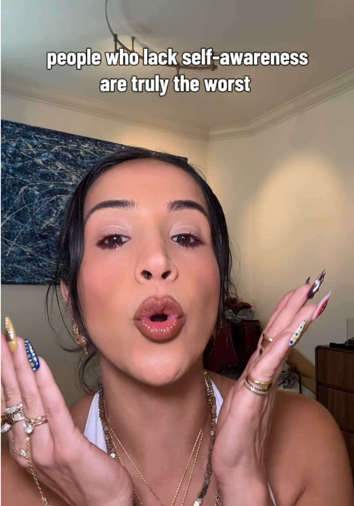 @Vanessaveeee