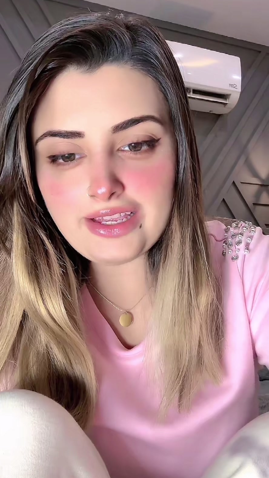 @SARA_777