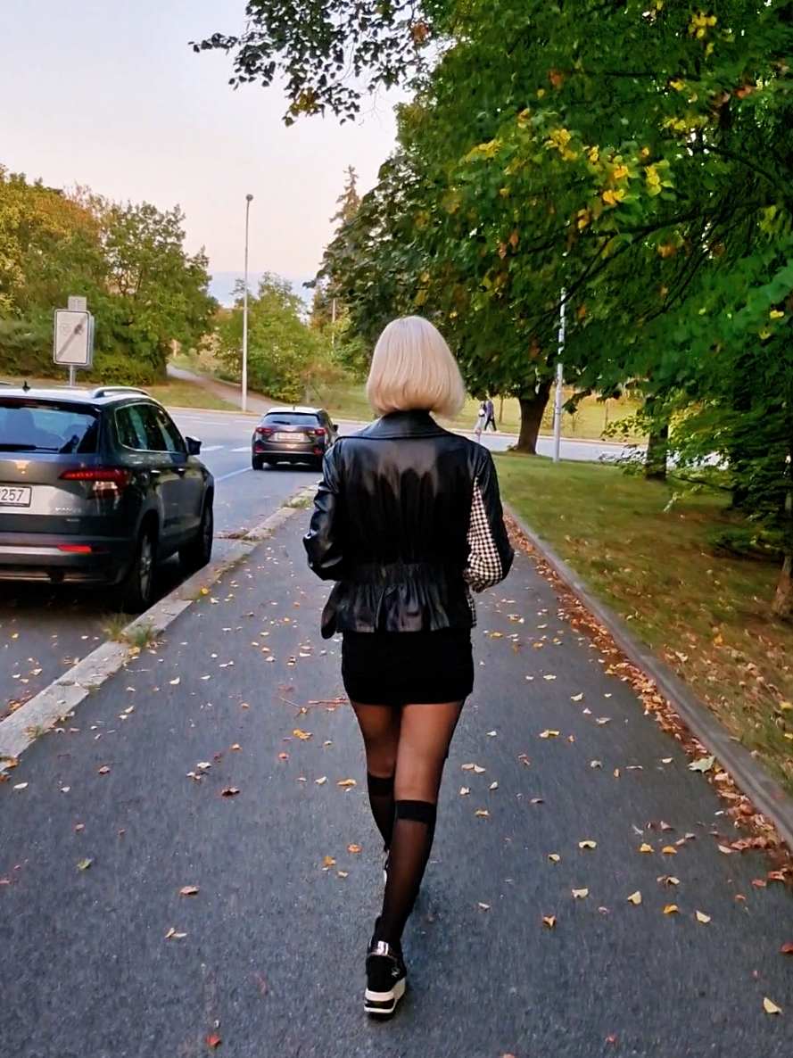 @Малышка💘