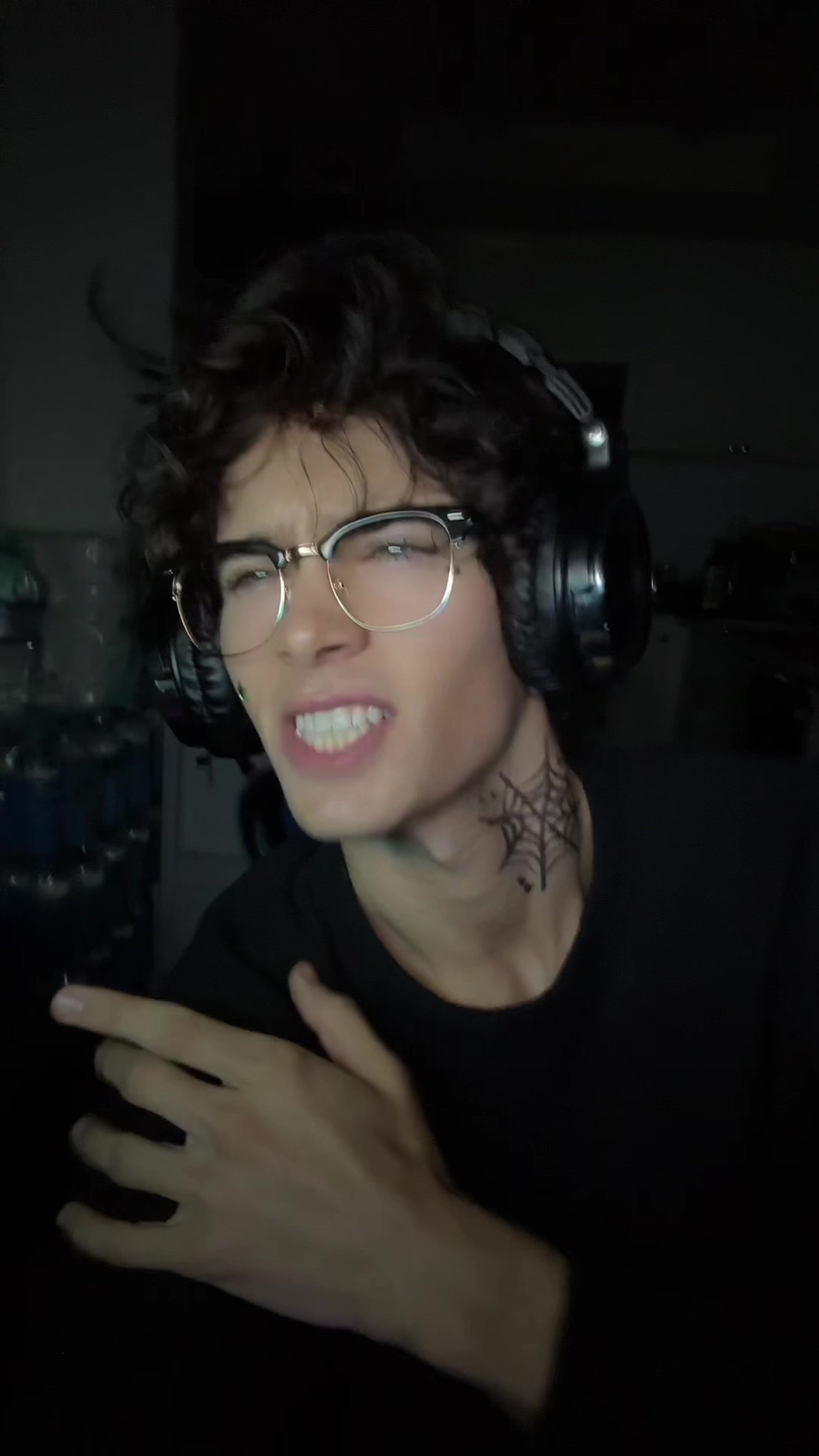 @vmogsu