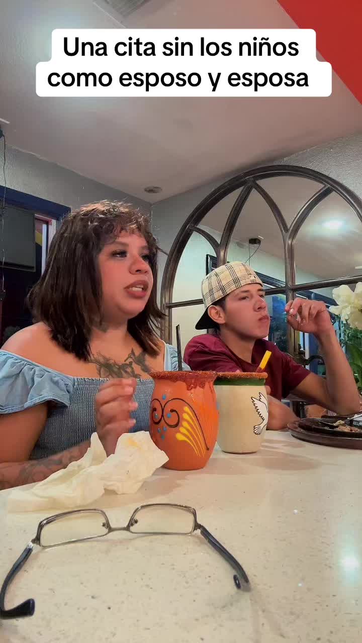 @lalalopez