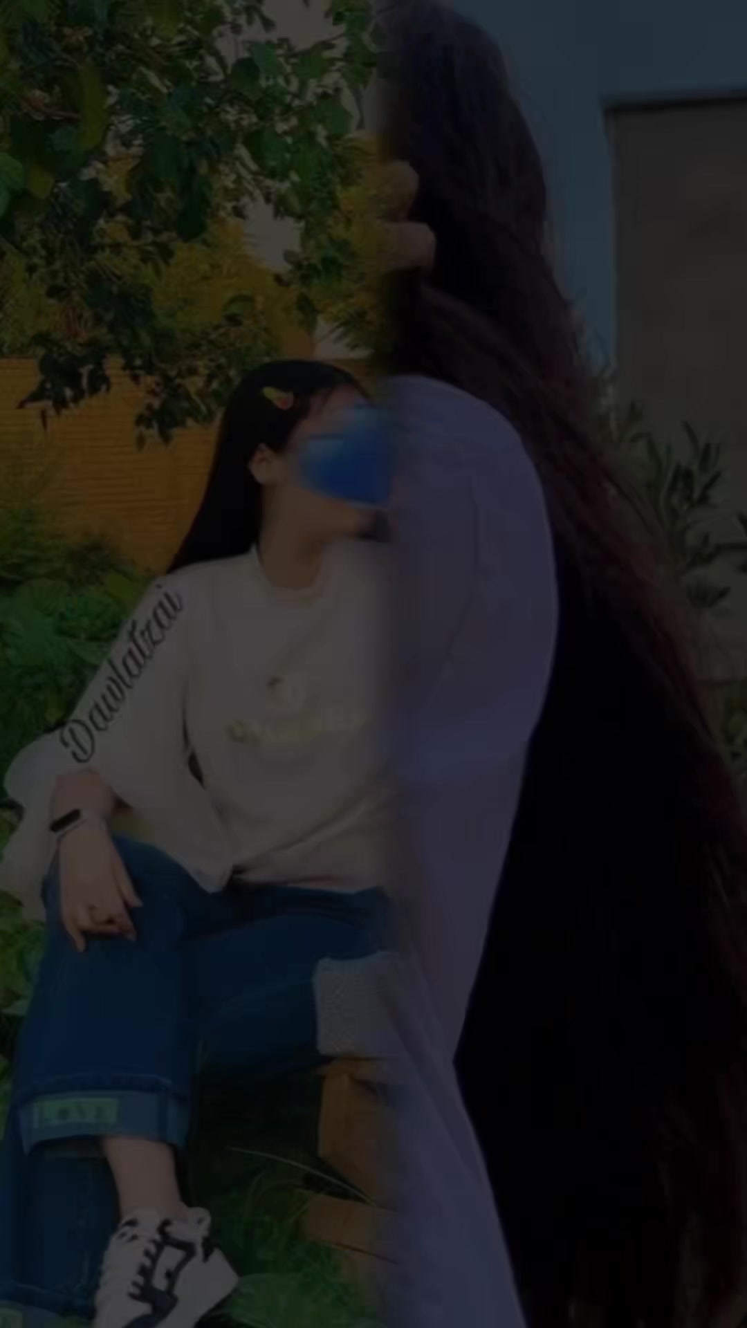 @دختر فاریاف