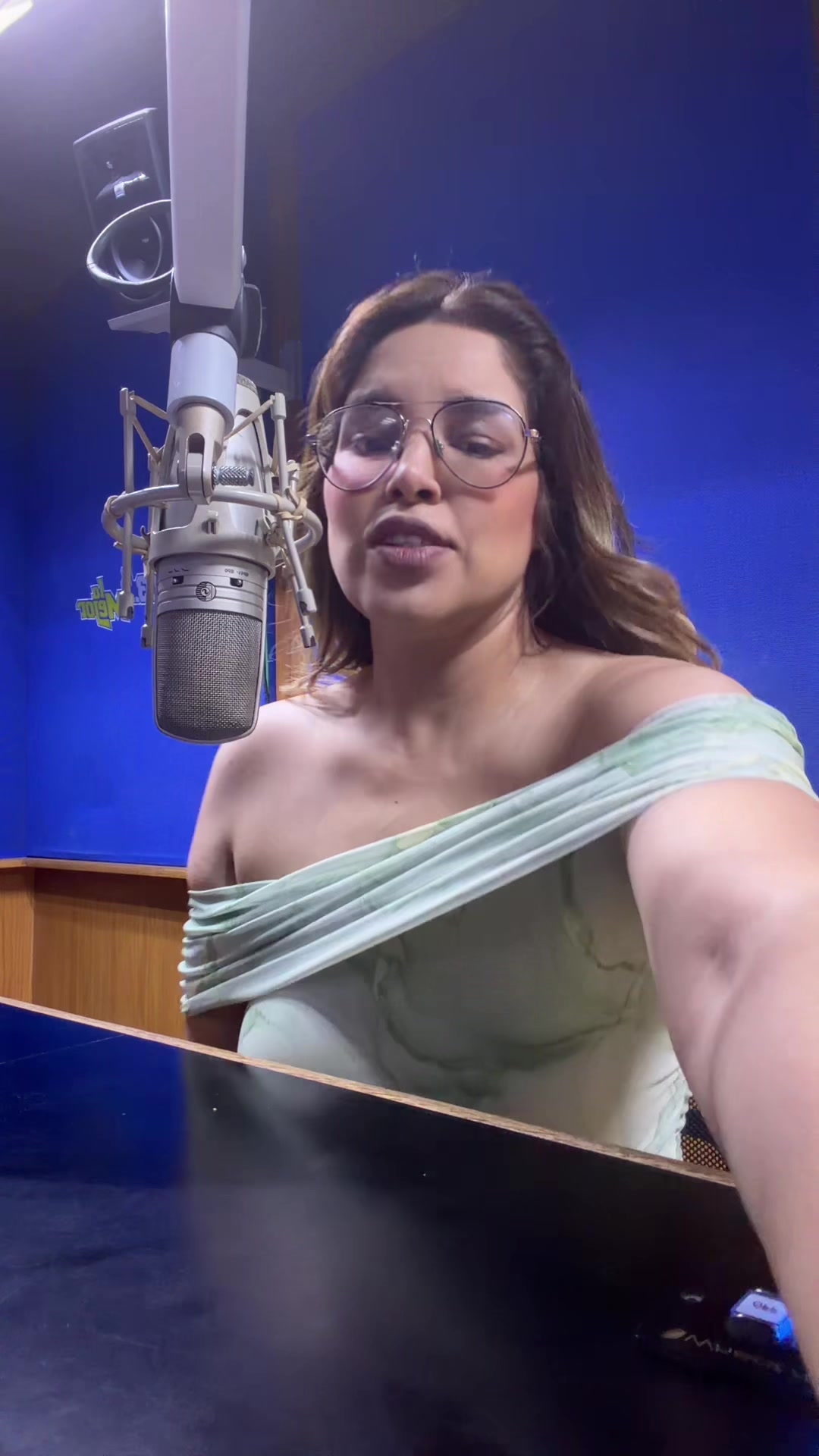 @alejandrasuarez_radio