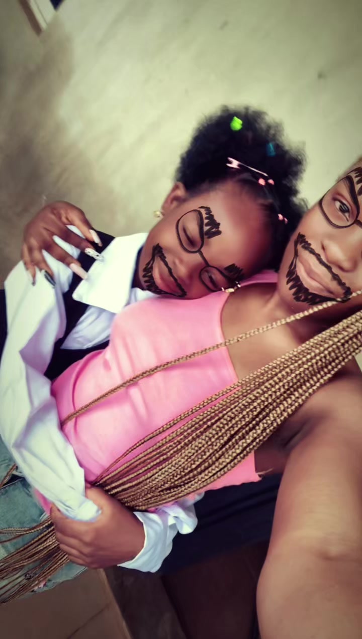 @OLUWATOYIN🖤