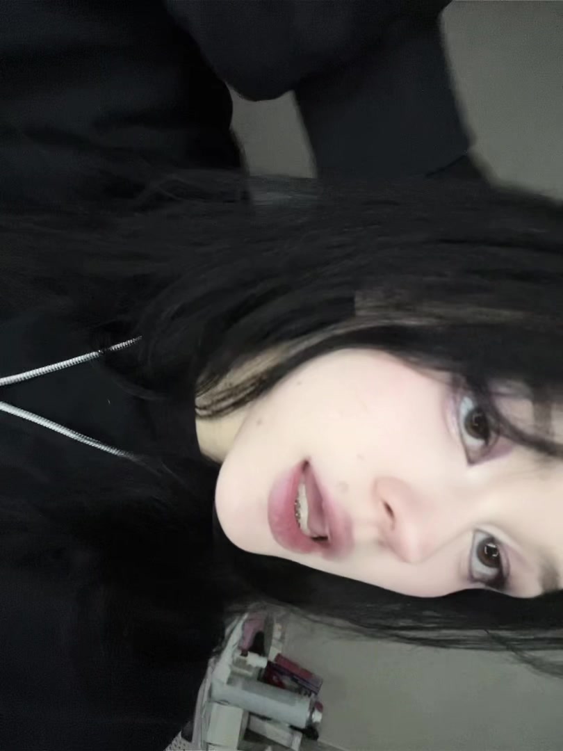 @^^