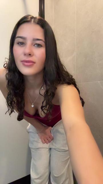 @Juilia lambert
