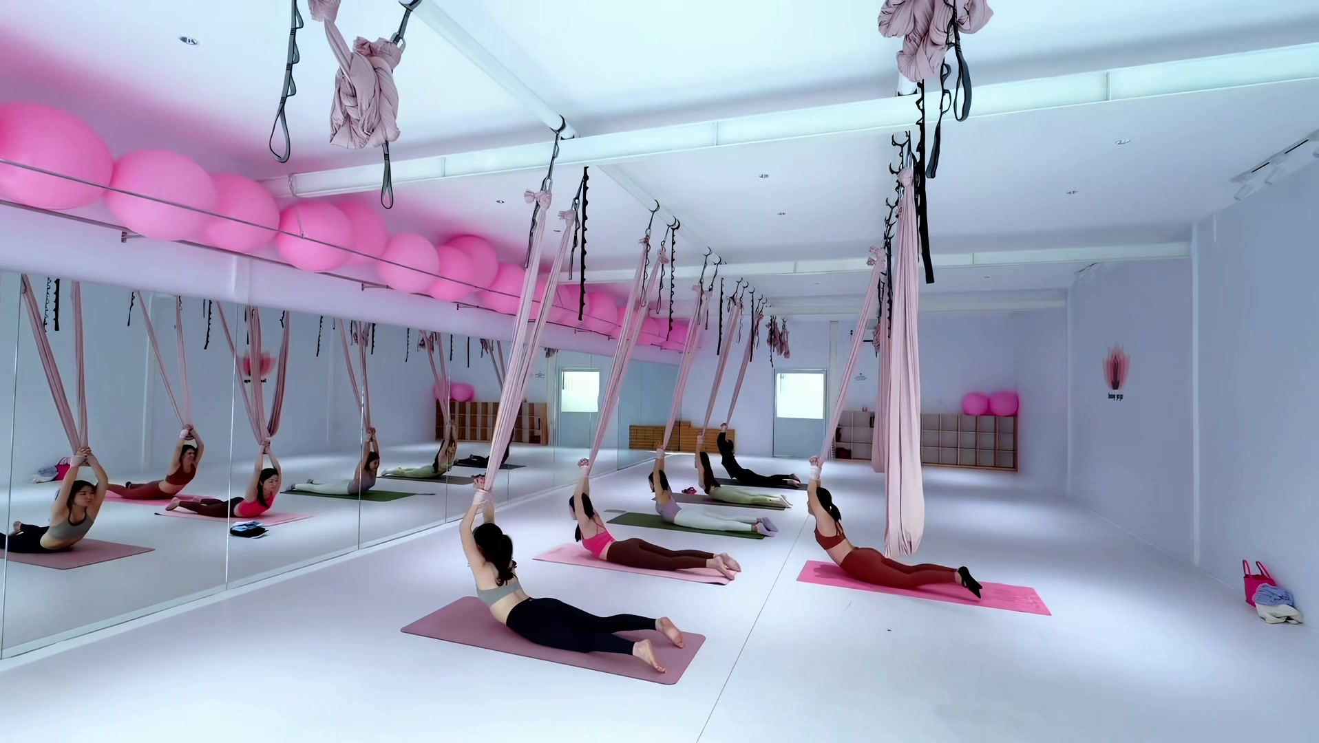 @SUNNY YOGA @MDY