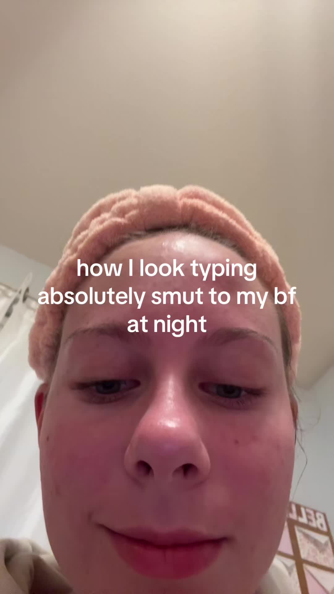 @izzietriesherbest