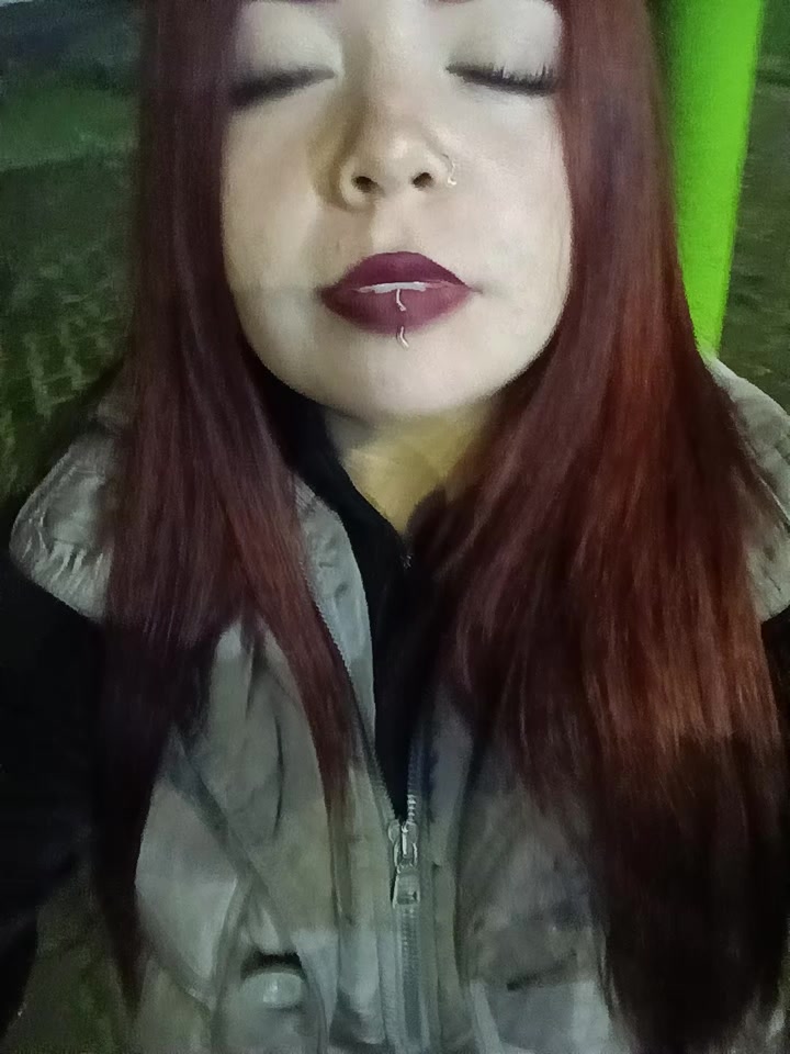 @Carolina Andrea•💋