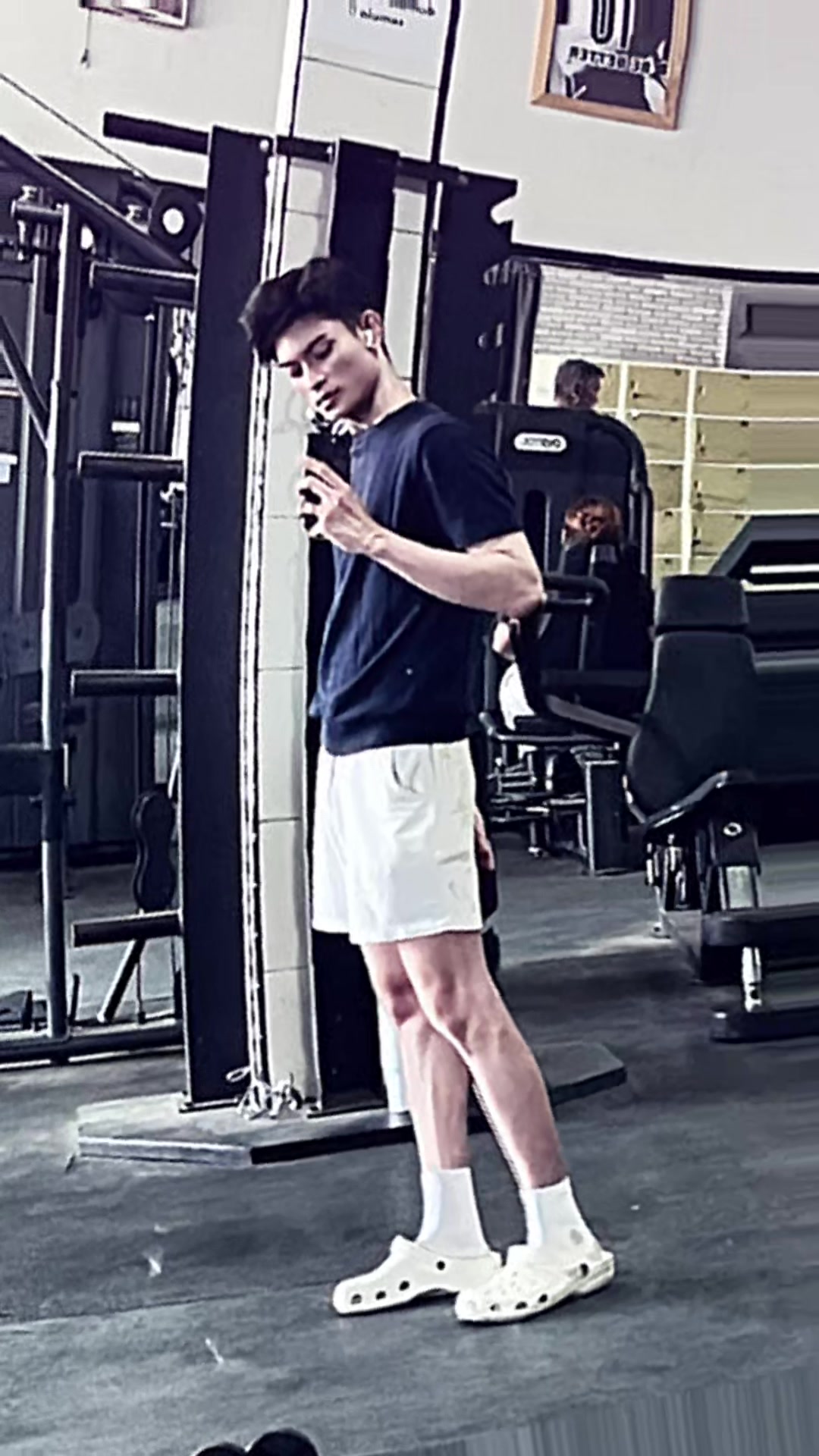 @kahlefi.wiratama