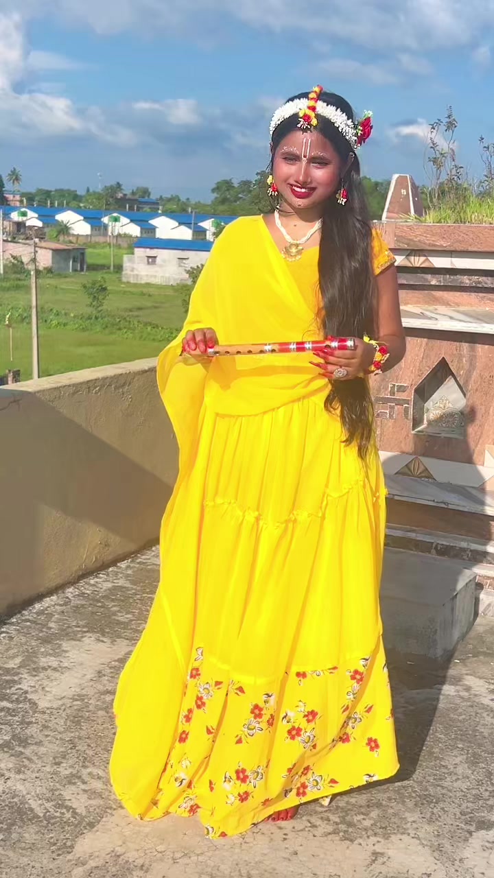@Aachal Thakur👰🔥😎💐