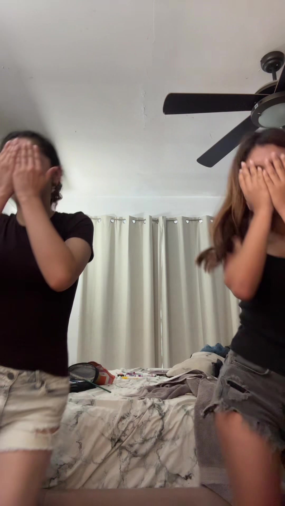@AmyVlogs