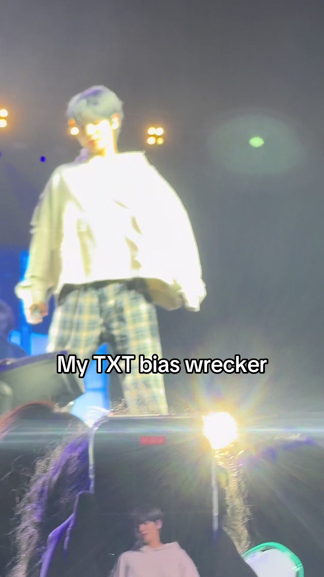 @Ella writes K-pop books
