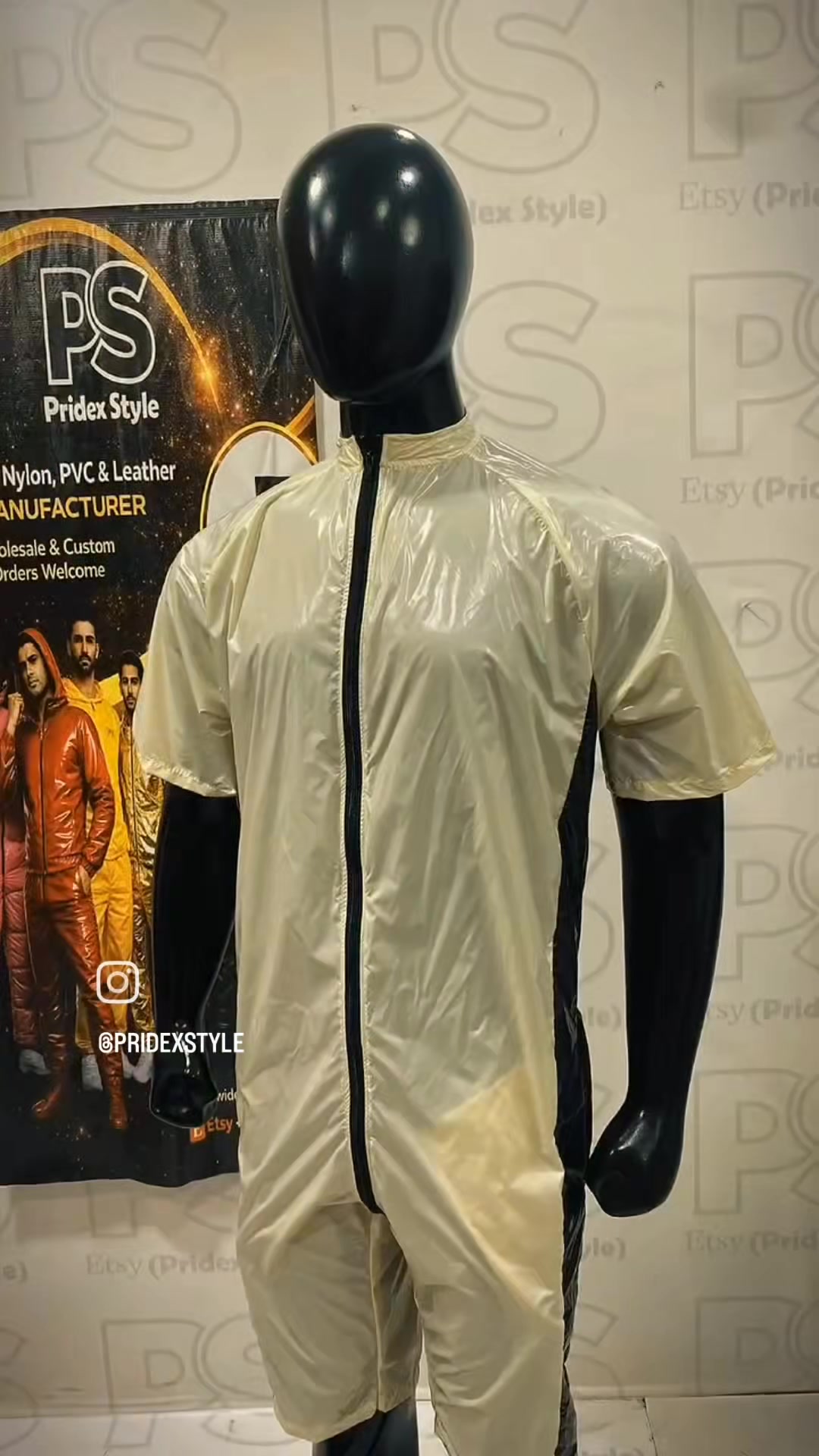 @shiny.nylon lovers
