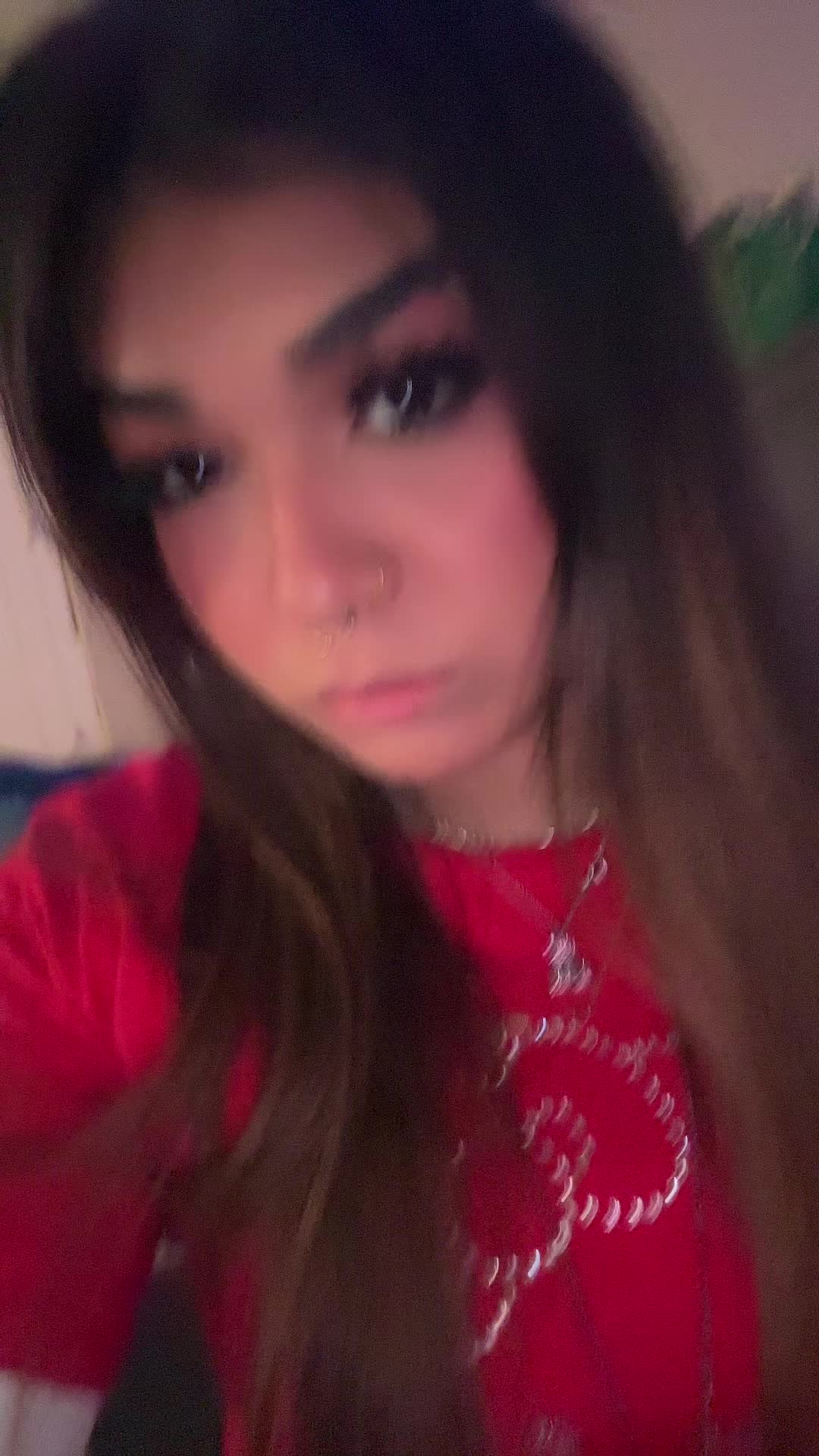 @VIKKI💋