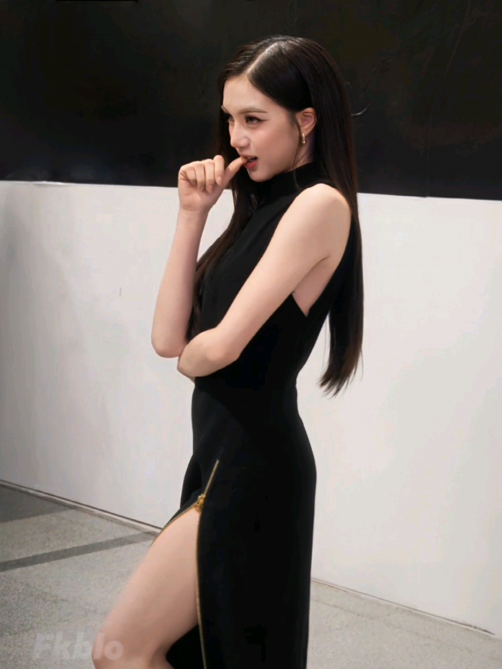 @★