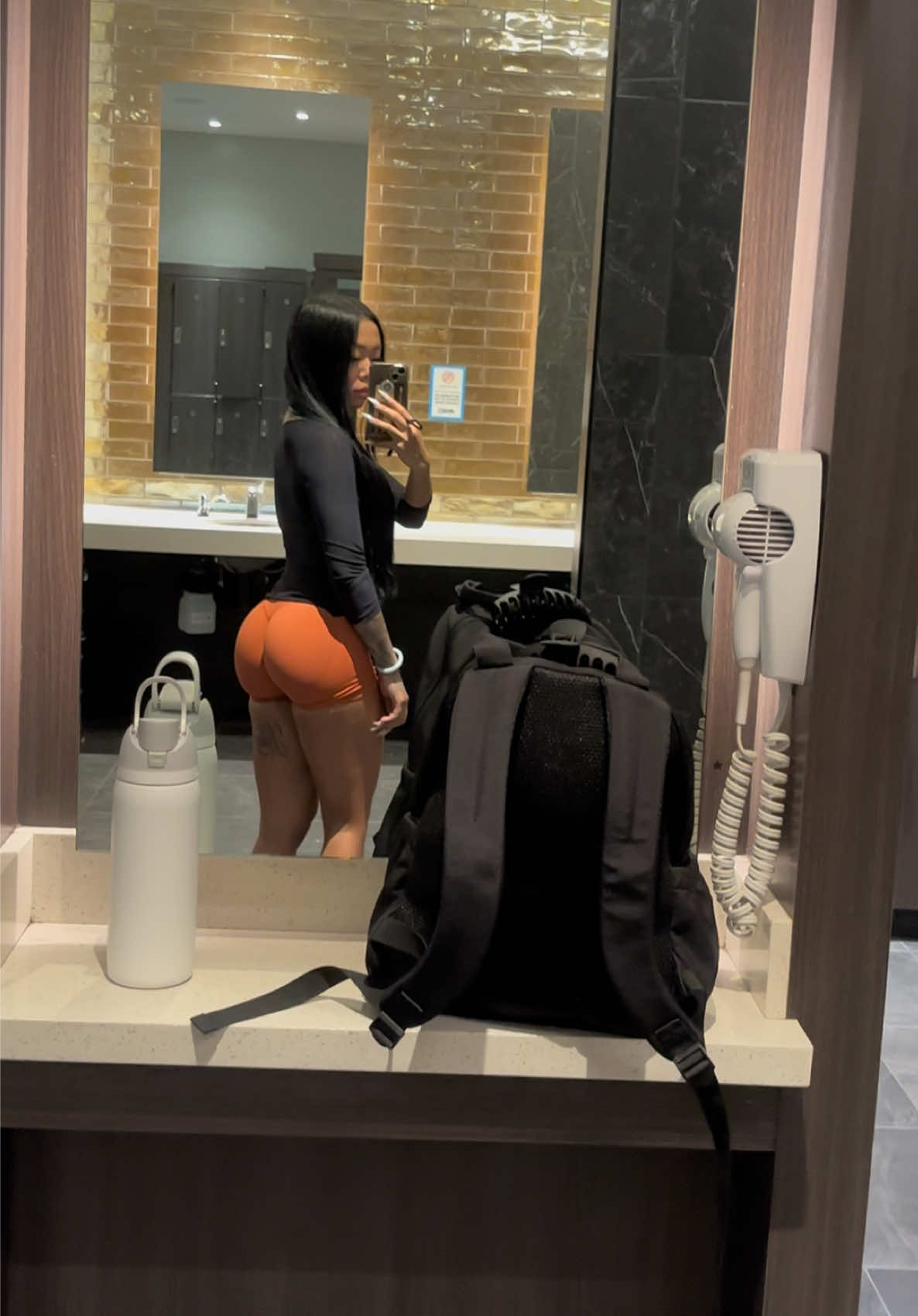 @lala