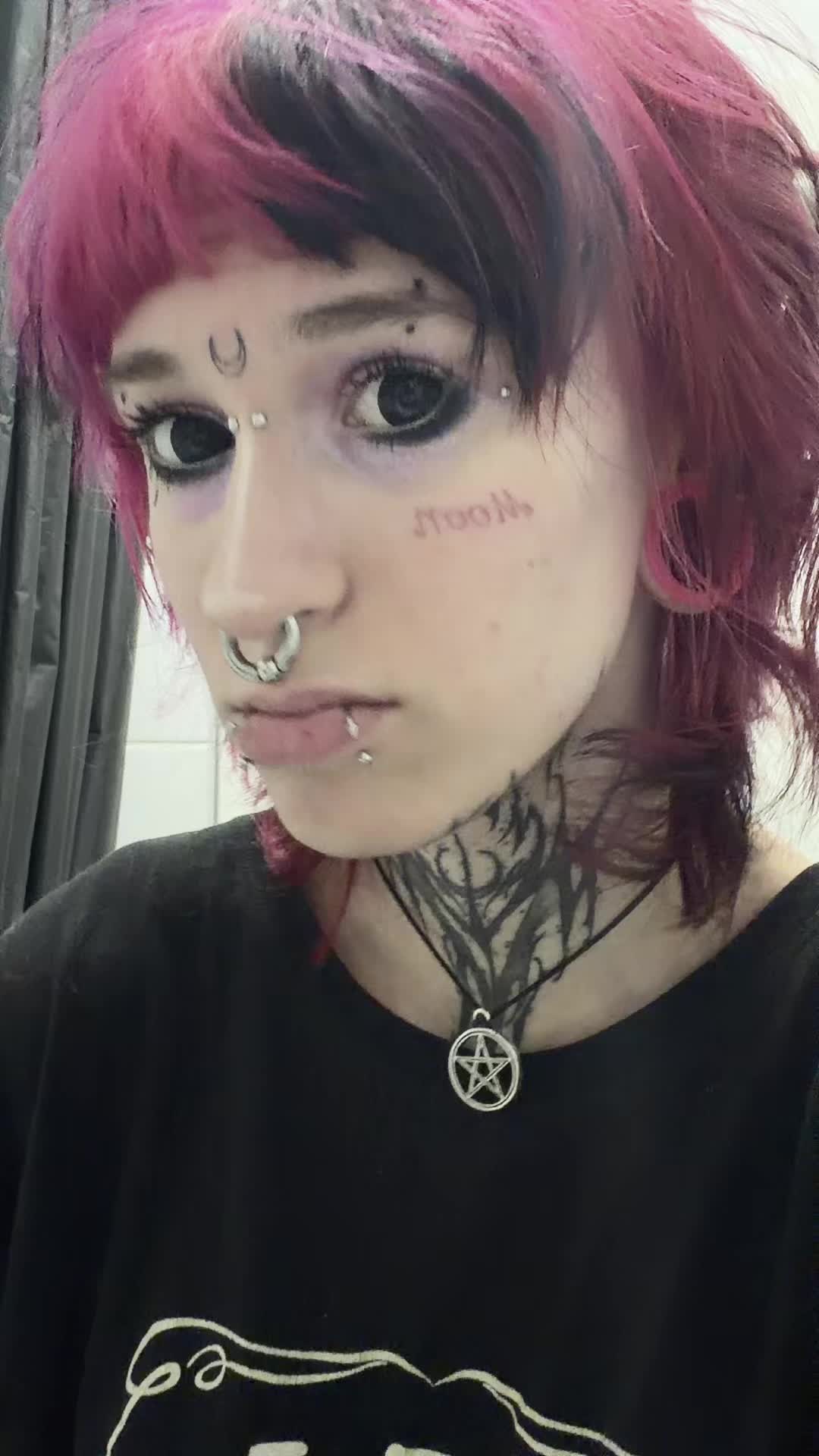 @meowmeow