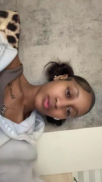 @NIA SIMONE