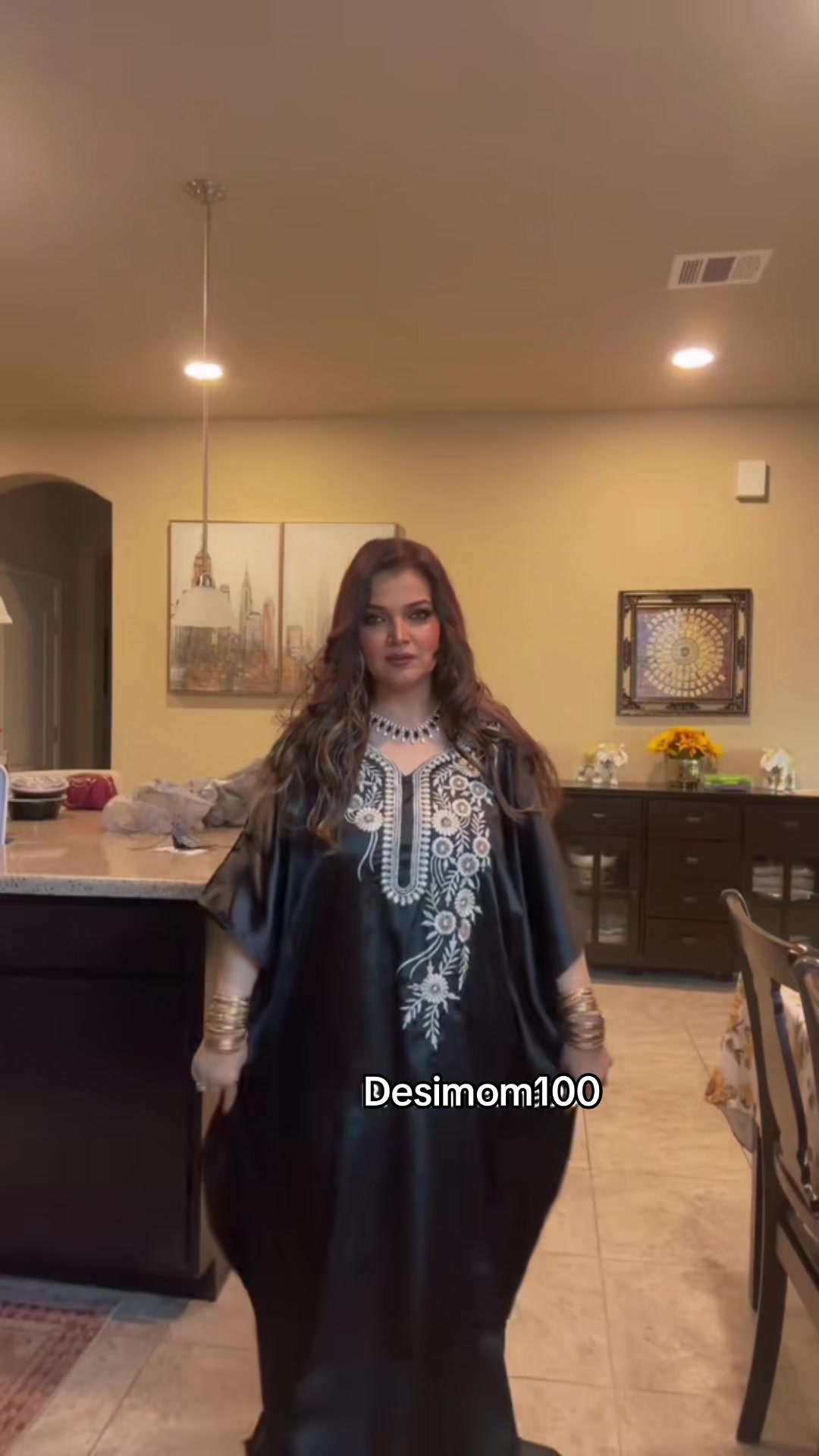 @Desimom-HosanAra❤️حُسن آرا