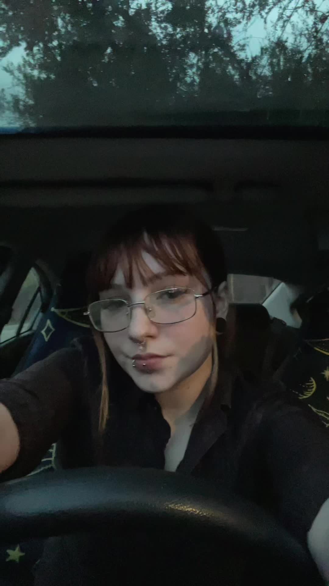 @Iris