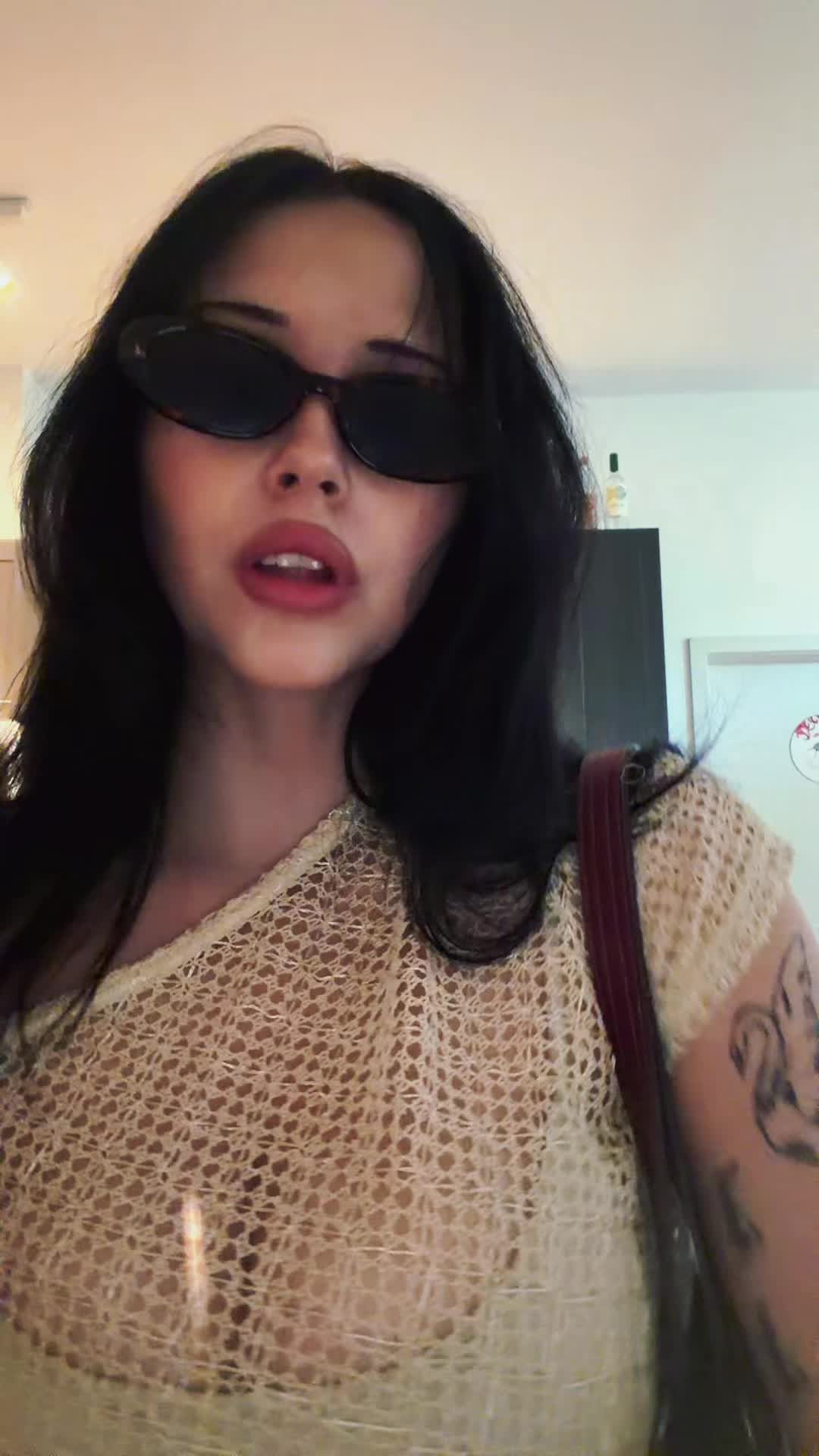 @misschickenbitch