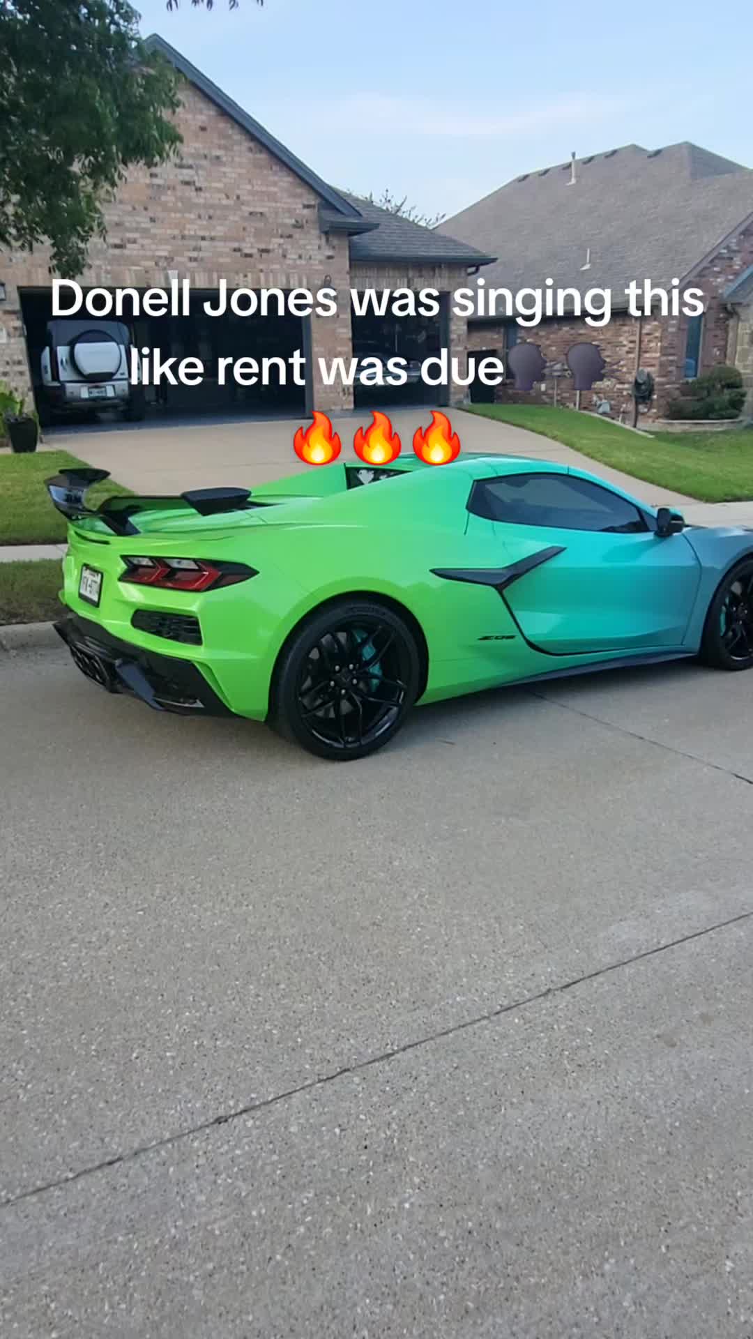 @MoMoney