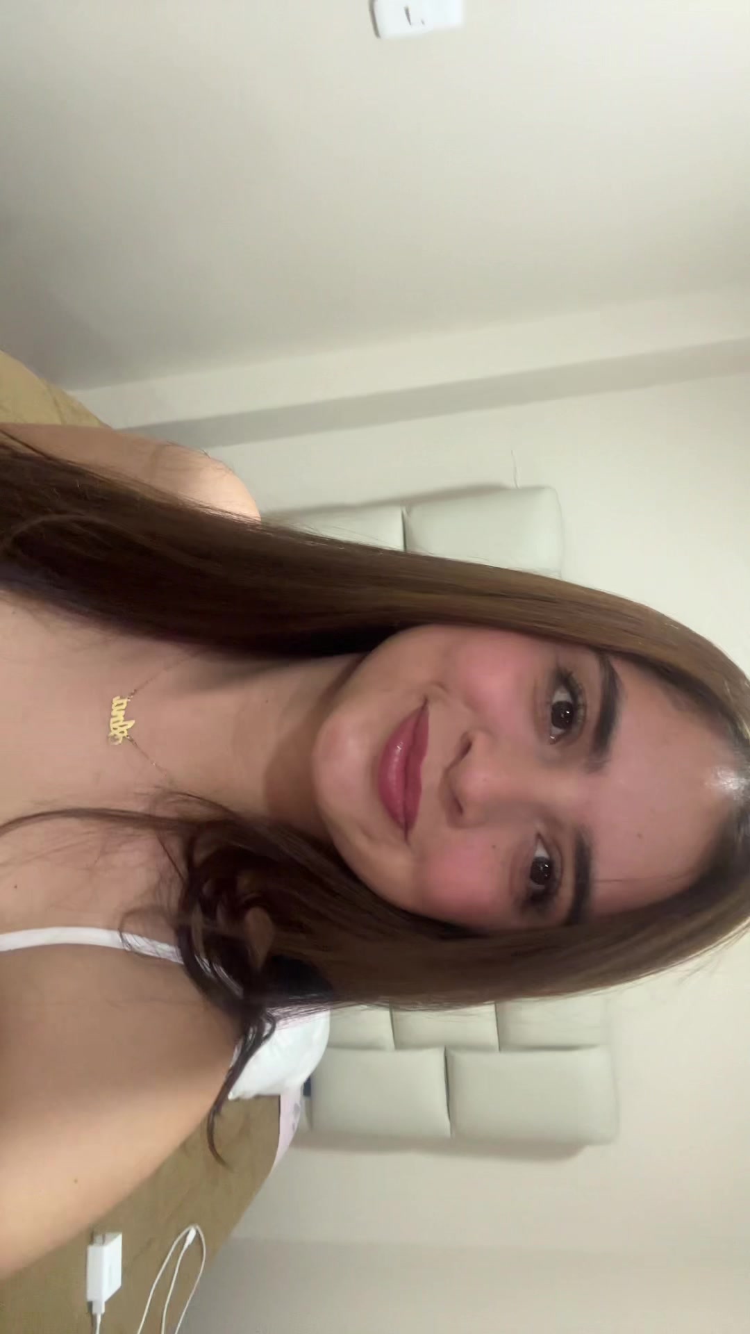 @ani_c10