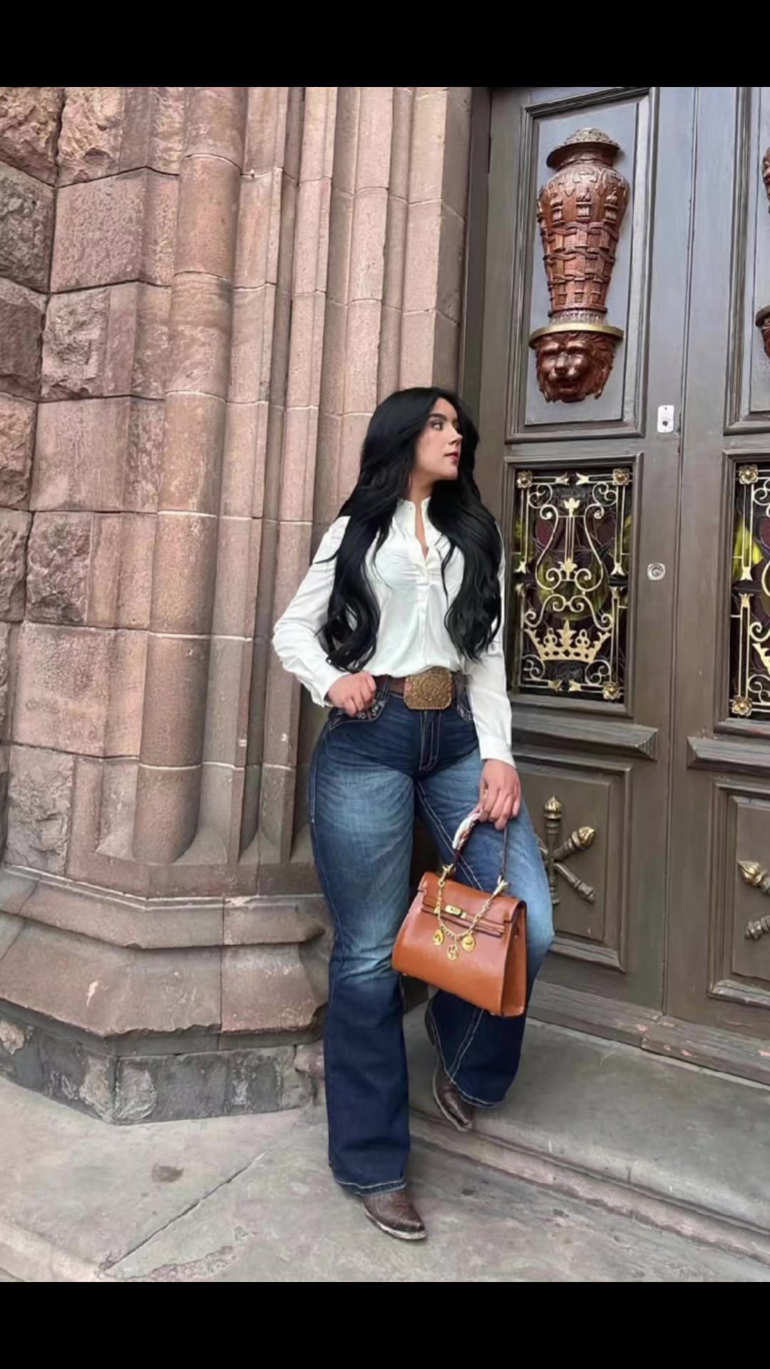 @Hermosilla
