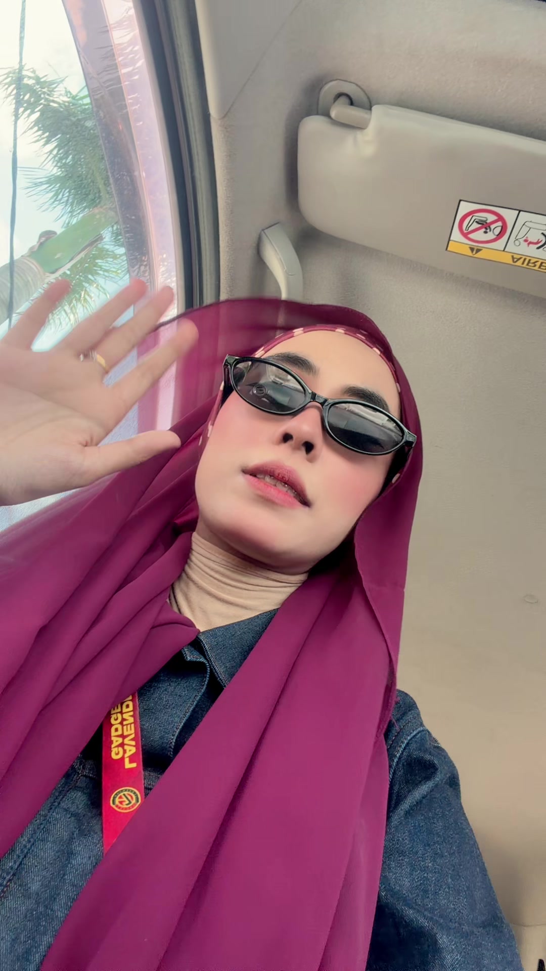 @Batrisha