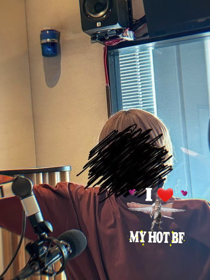 @𐔌 . ⋮ aurel .ᐟ ₊ ꒱