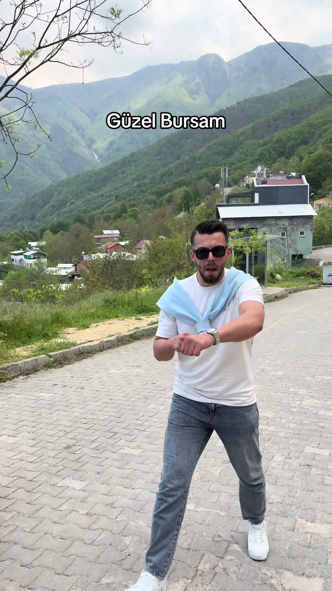 @BÖRÜ