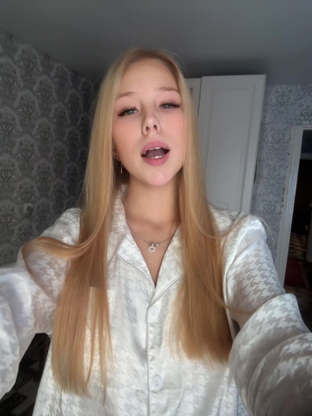 @Котя💋