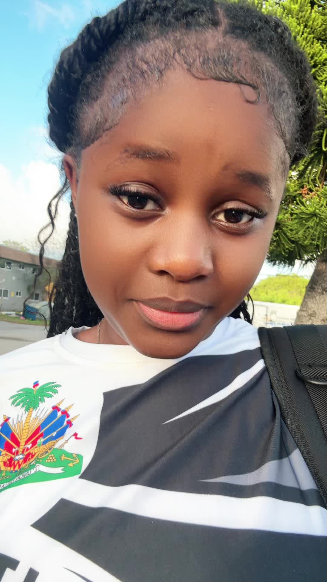 @Zoe1804🇭🇹
