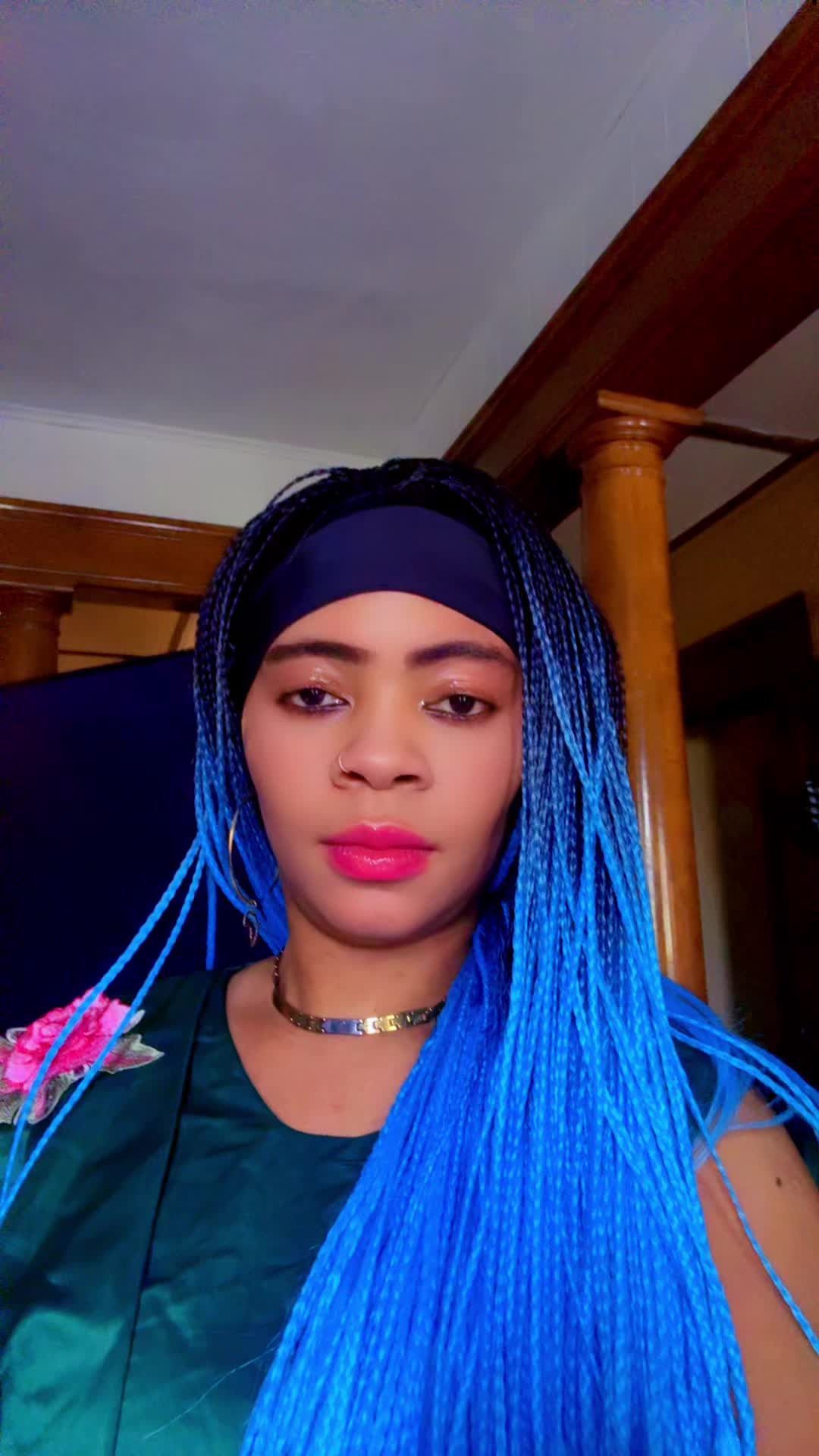 @Queen Shami 🇨🇩🇺🇬🇺🇸💪