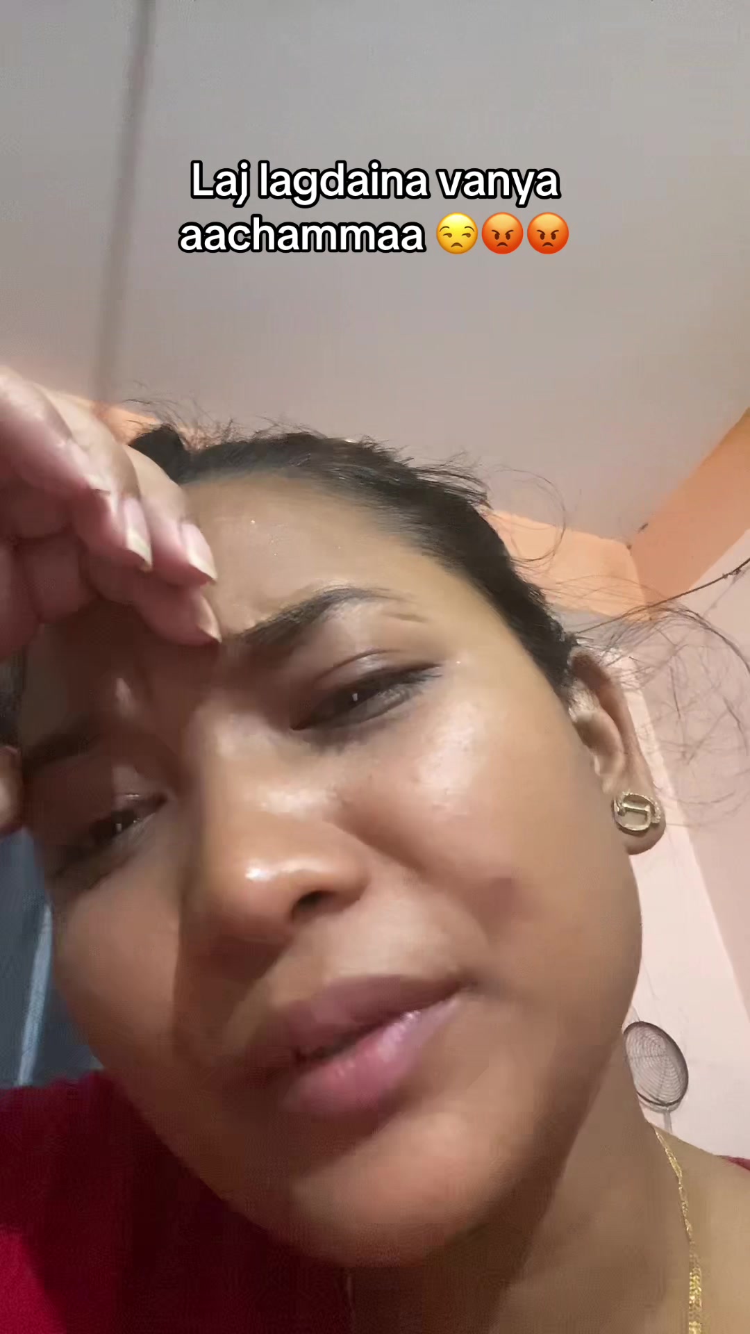 @Meenavlogs