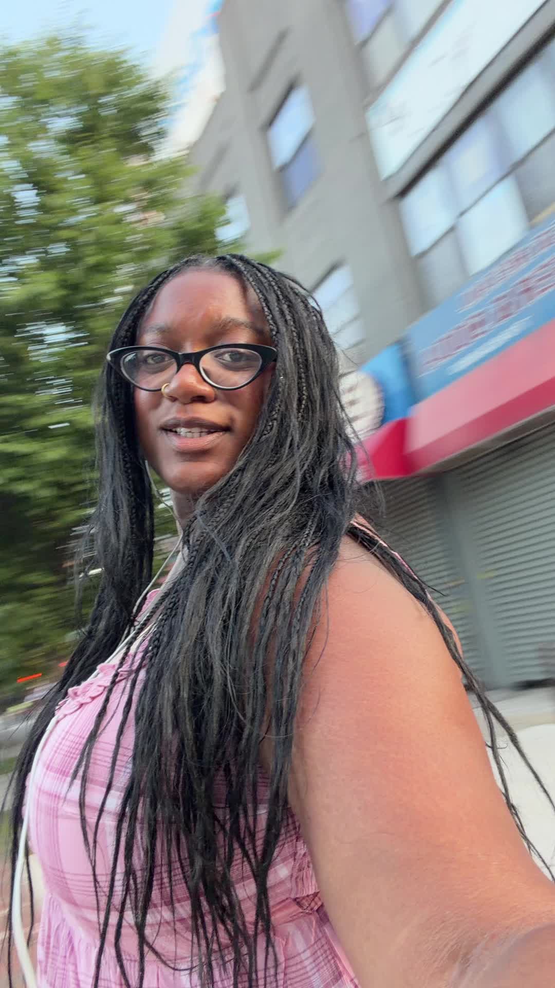 @KELLY | NYC CREATOR