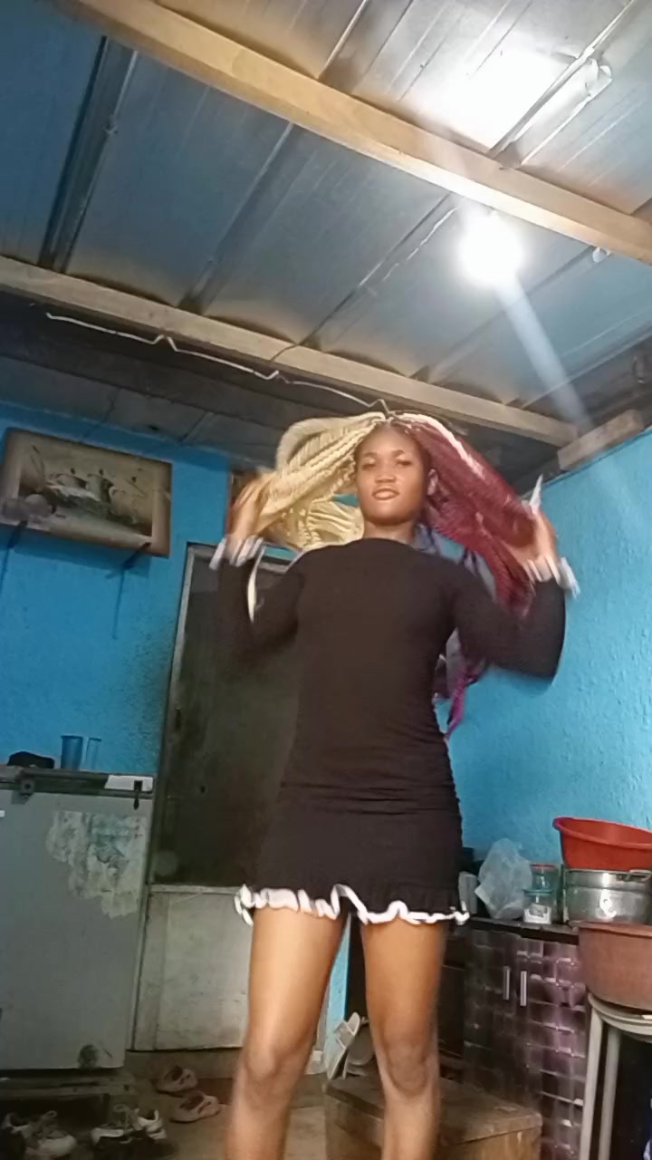 @Tchaniss.spam4