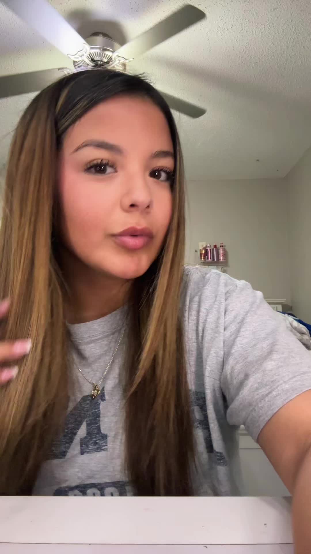 @Olivia_olivarez_