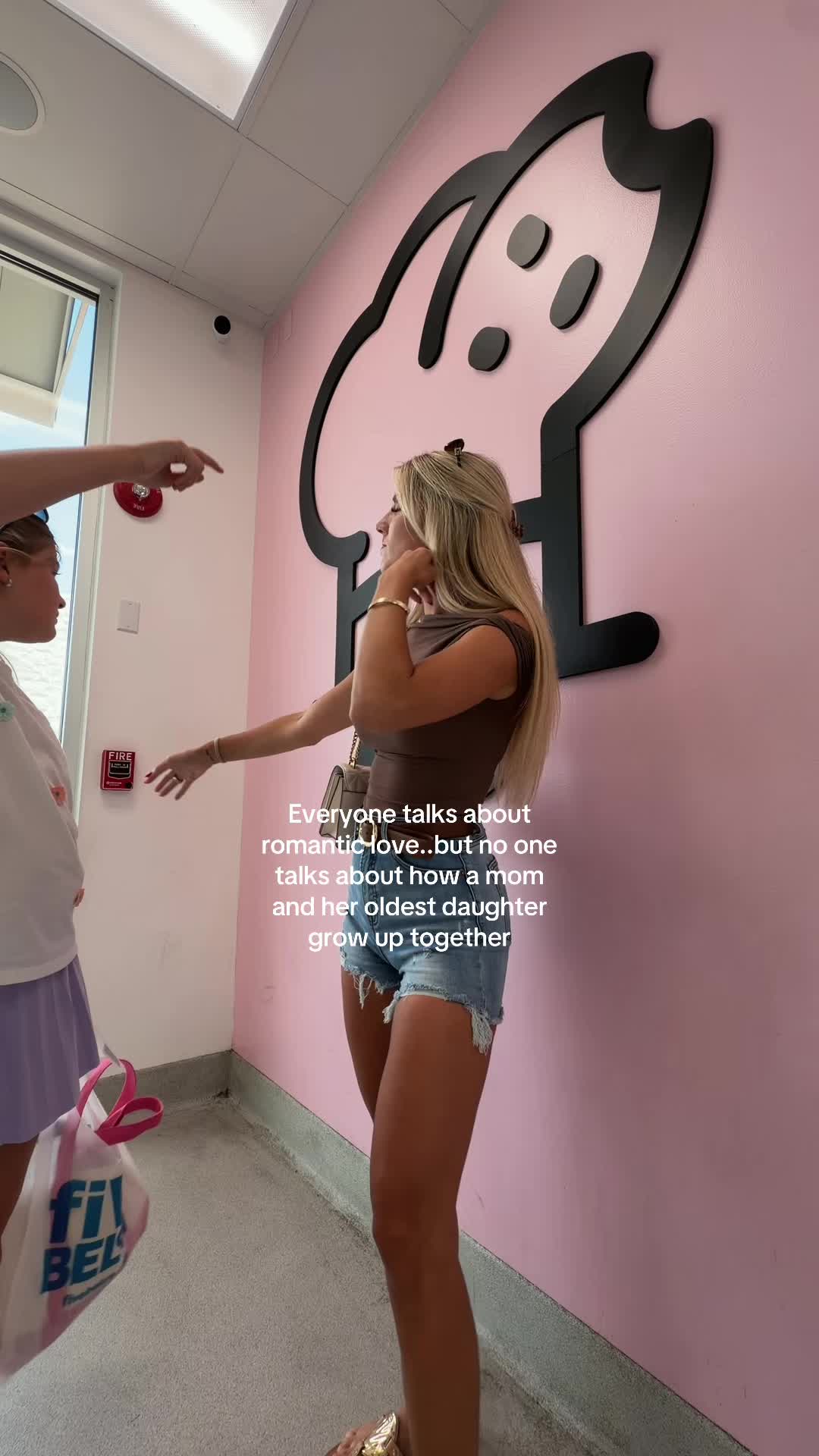 @lakishadanii
