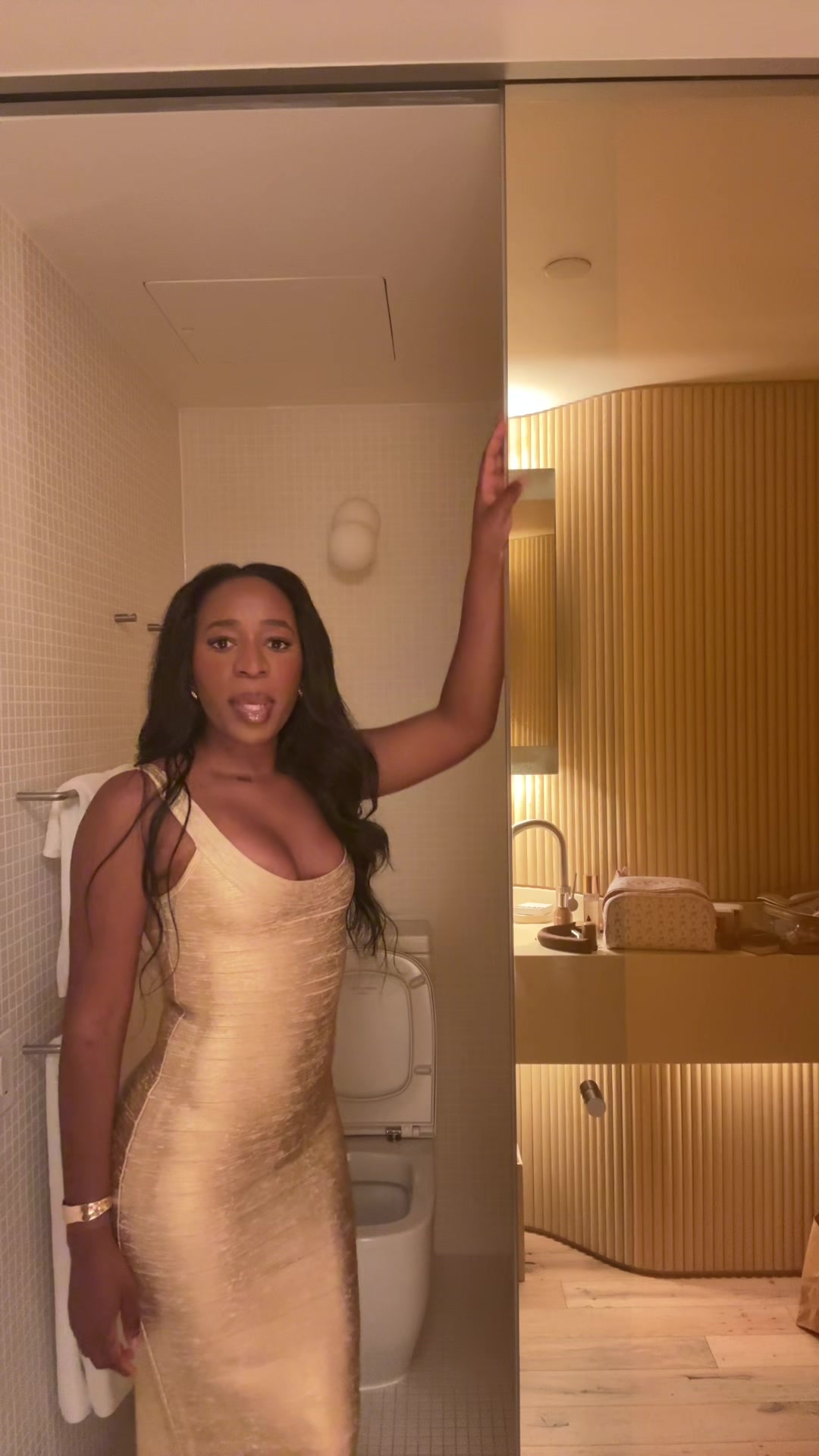 @arianezekeng
