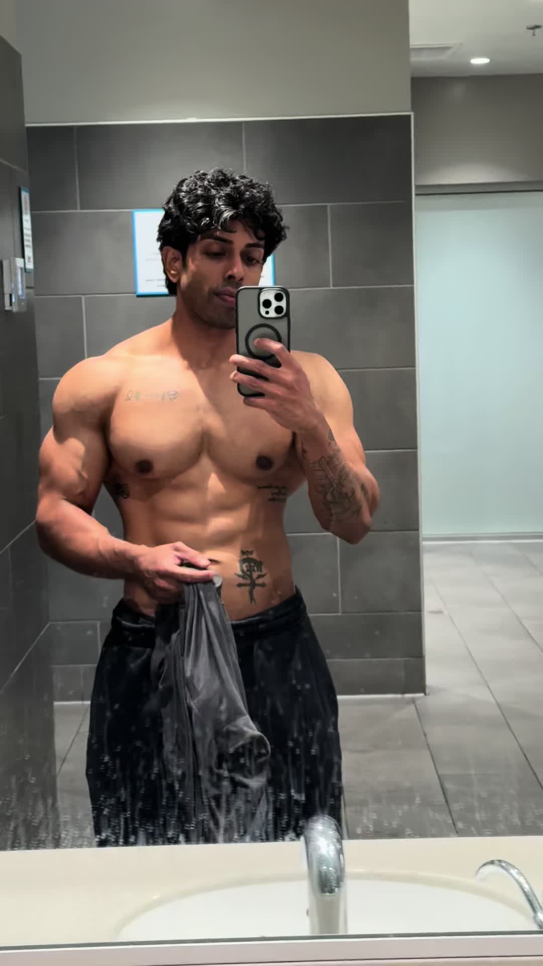 @shivladdin