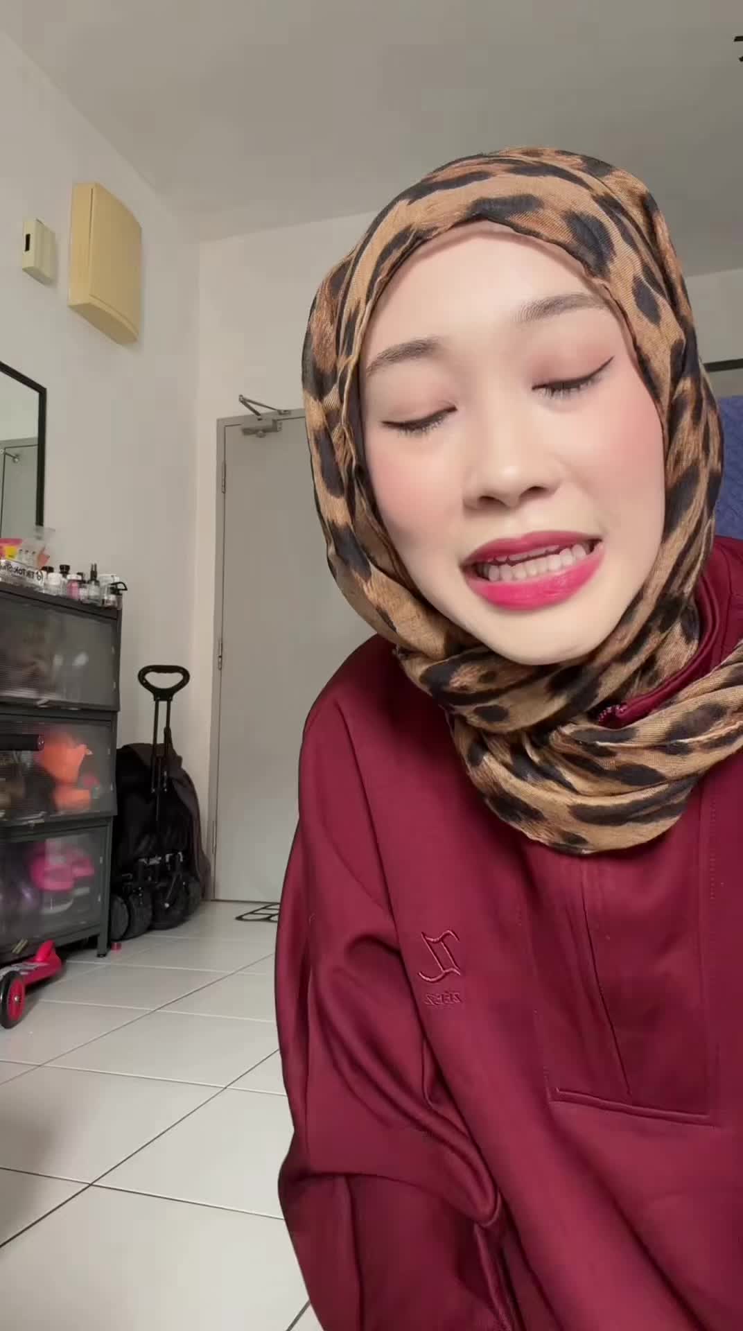 @Nynabukater